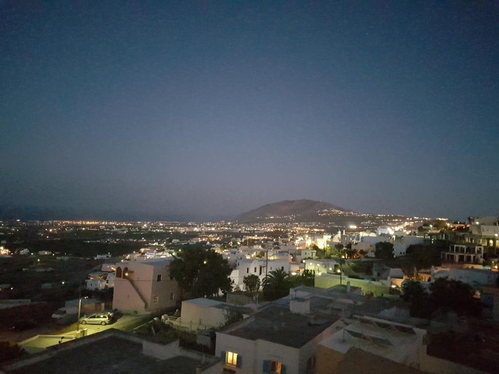 Aparthotel Sky Of Thira Fira  Zewnętrze zdjęcie
