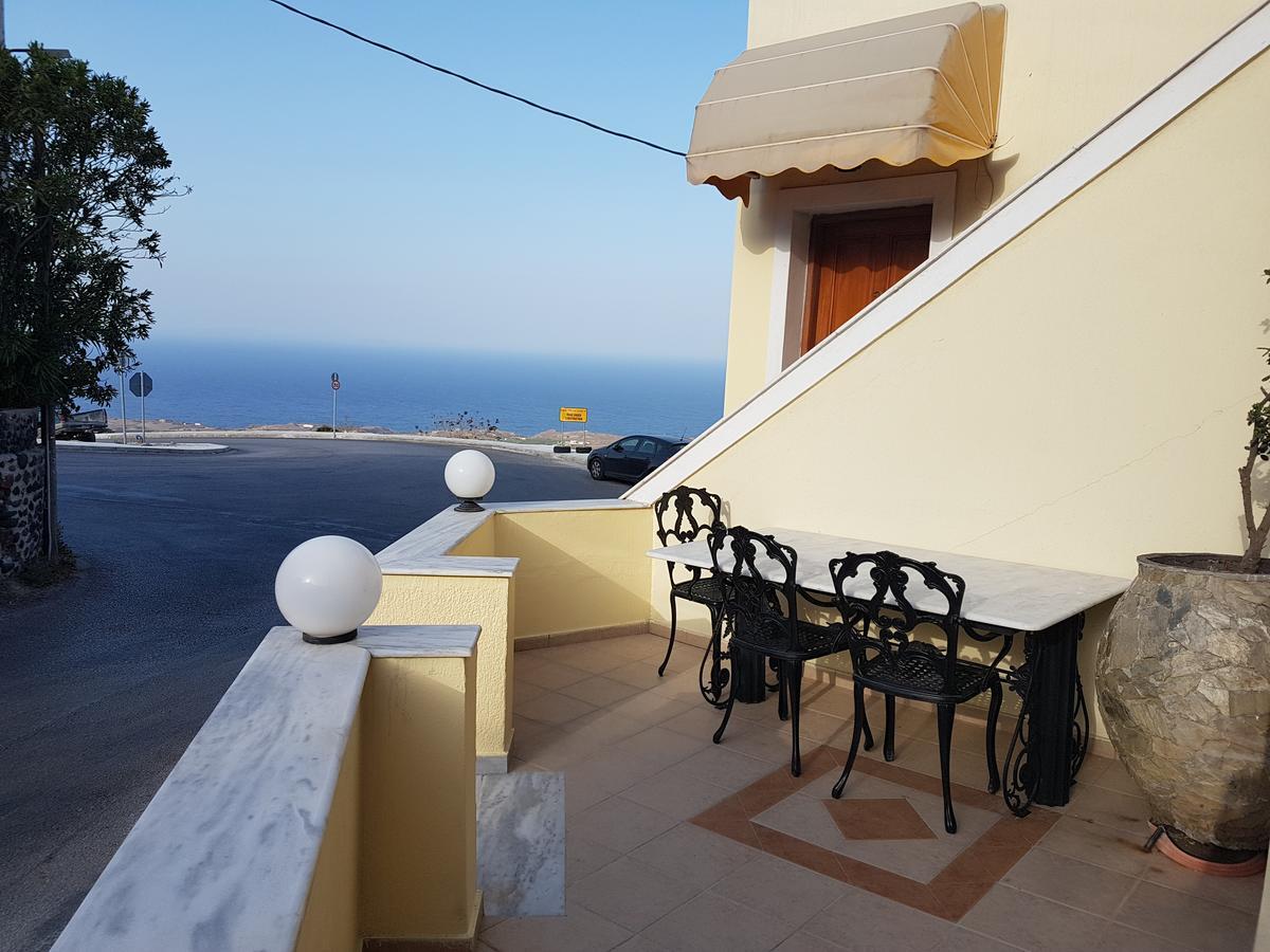 Aparthotel Sky Of Thira Fira  Zewnętrze zdjęcie