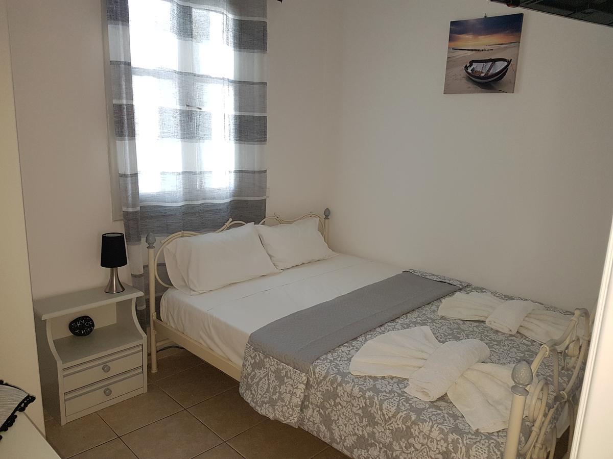 Aparthotel Sky Of Thira Fira  Zewnętrze zdjęcie