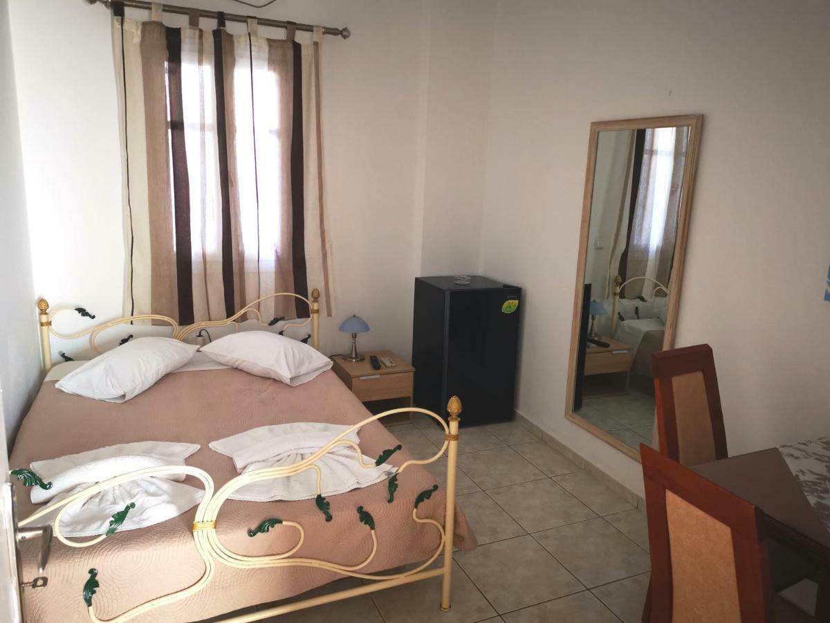 Aparthotel Sky Of Thira Fira  Zewnętrze zdjęcie
